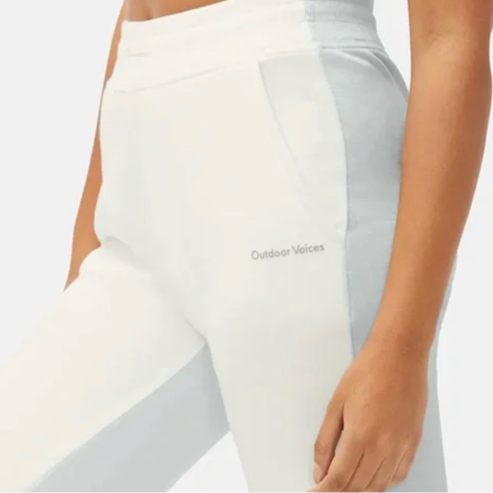 Outdoor Voices Joggers in Dove/Bone